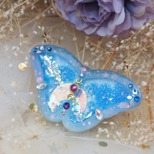 Sleepless Night Moth Shaker Barette