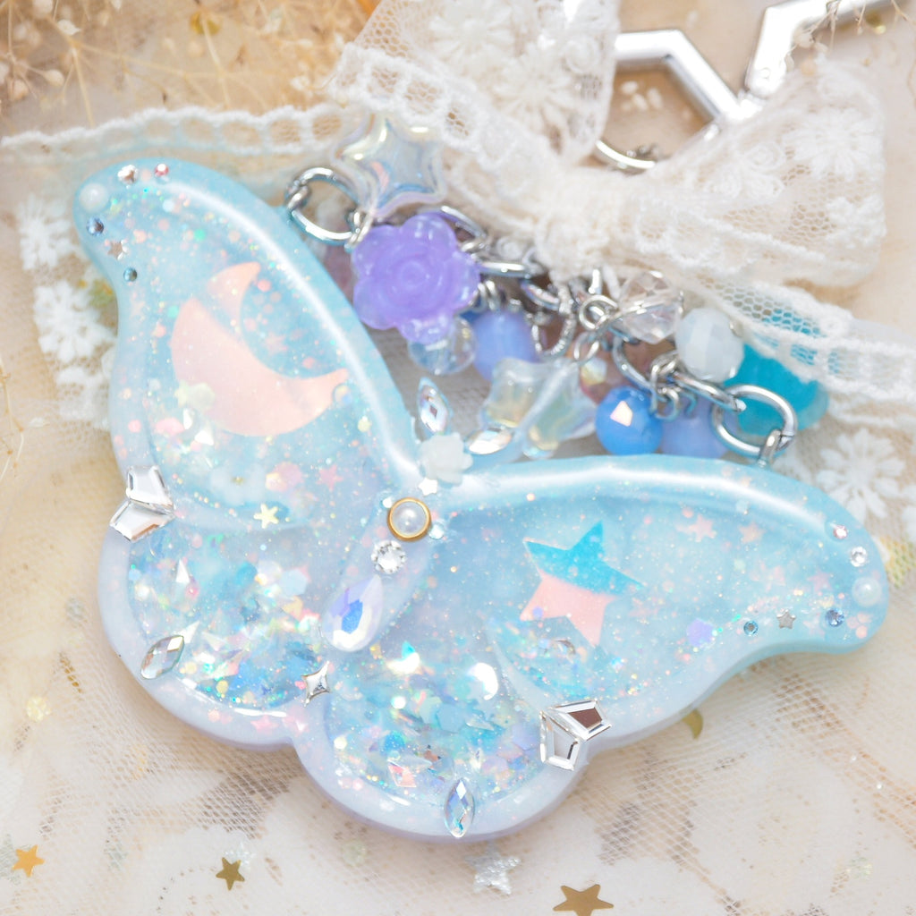 Sunset Horizon Atlas Moth Charm