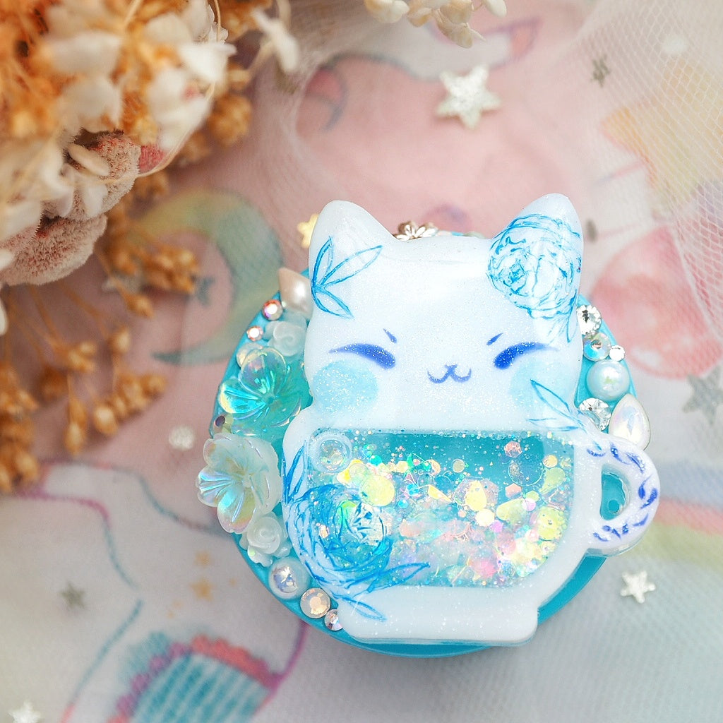 Blue Porcelain Teacat phone grip (Light Blue)