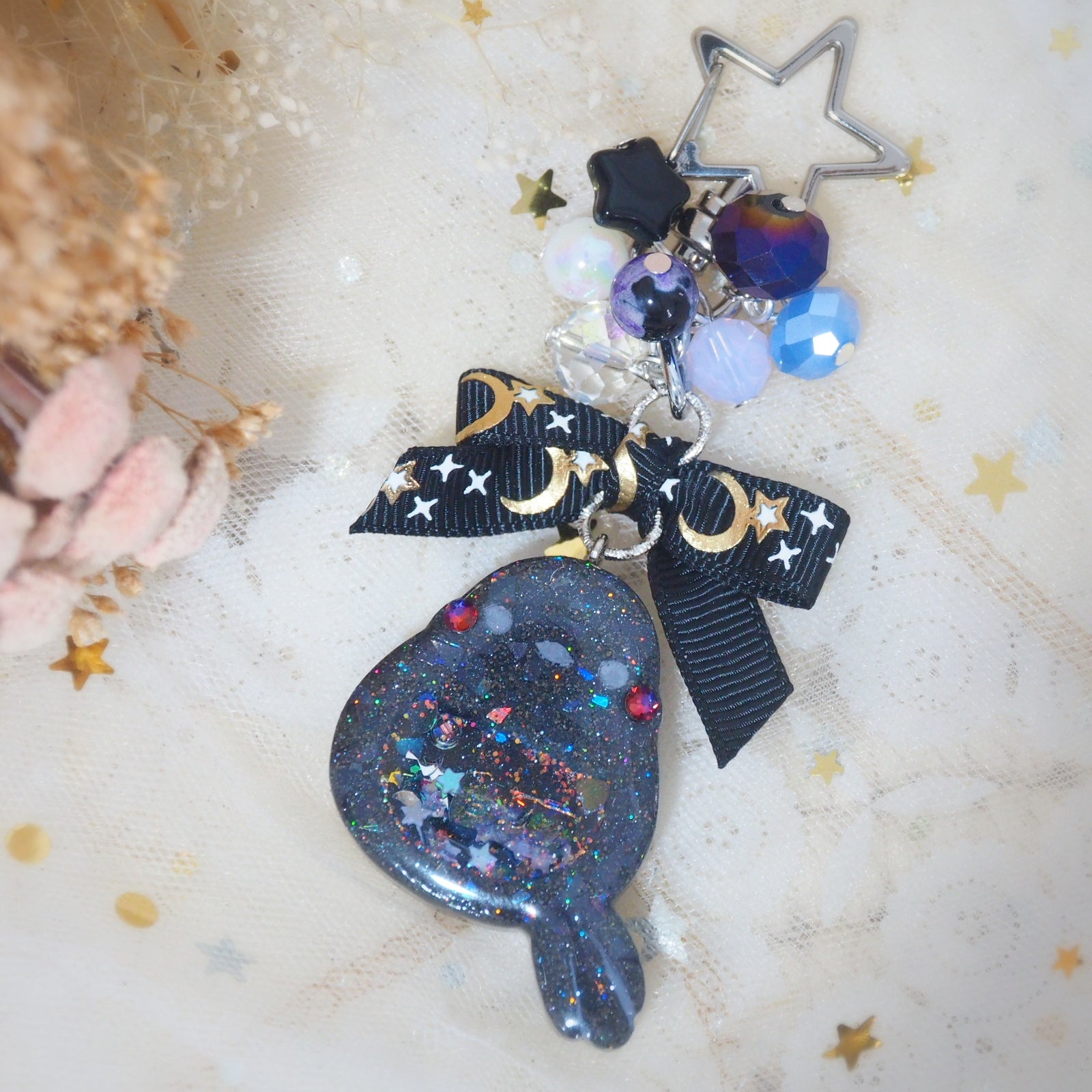 Raven Charm (Silver, Glows)