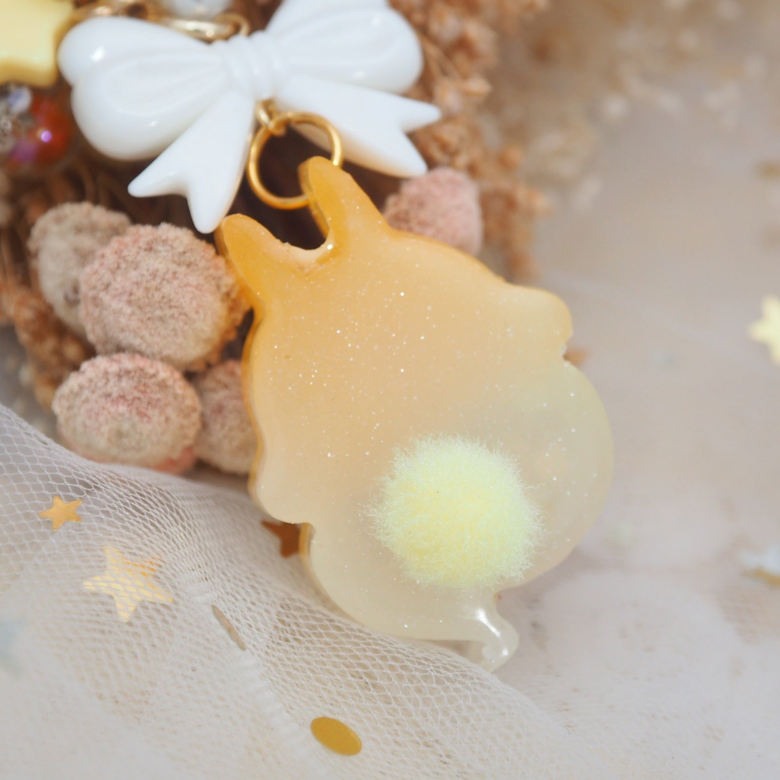 Honey Drop Ghostie Bun Charm
