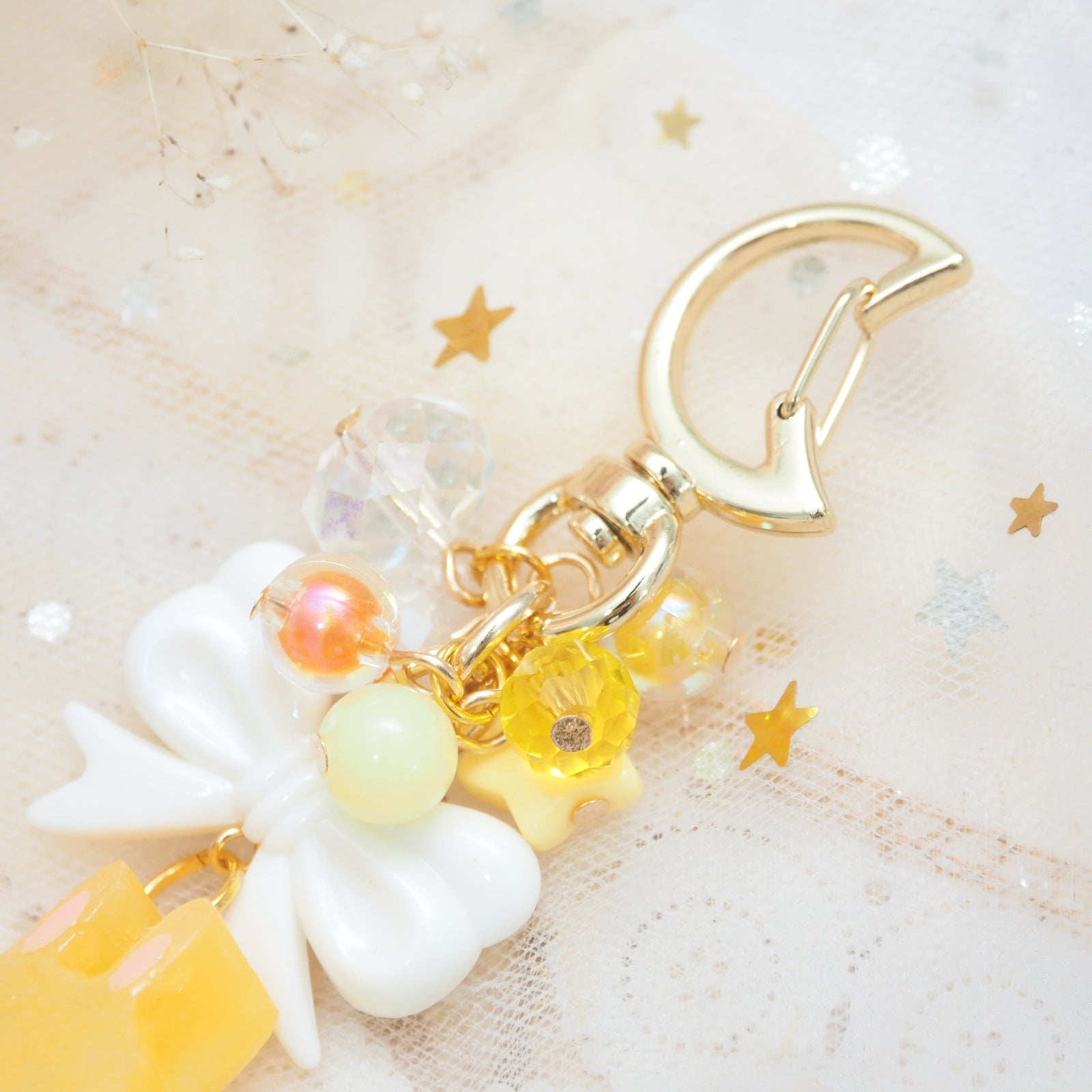 Honey Drop Ghostie Bun Charm
