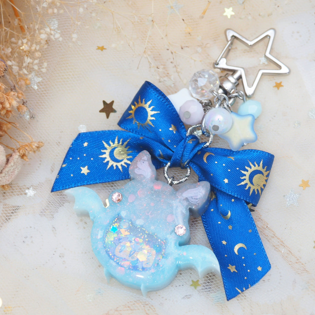 Smokey Blue Froot Bat Charm (glows)