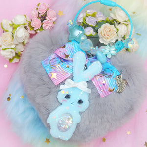 Blue Shaker Bun Floral Loop Charm with Heart Puff