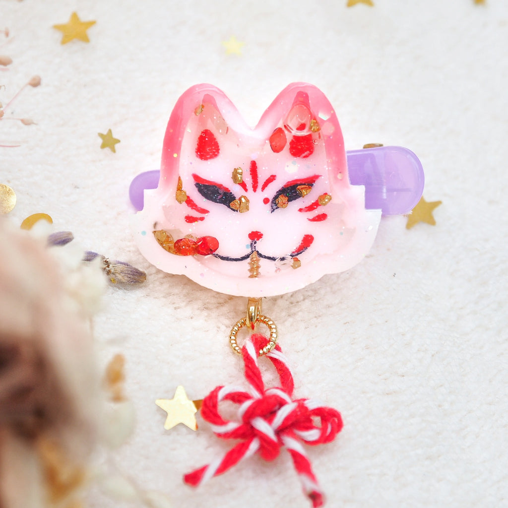 Baby Kitsune Shaker Mini Hairclip