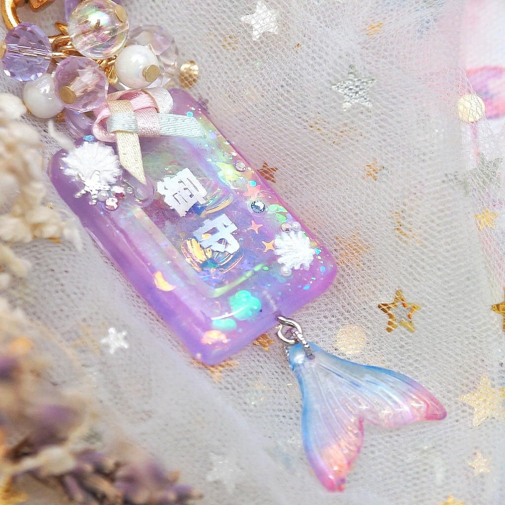 Foraminifera Mermamori Charm (Glows)