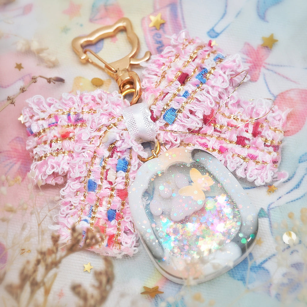 Chasing Butterflies Paw Charm (Pastel Calico)