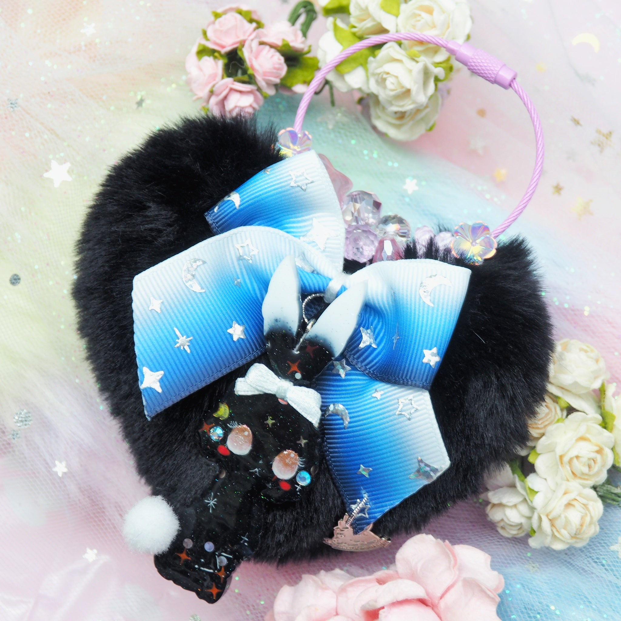 Cosmic Bunbun Floral Loop Charm with Heart Puff