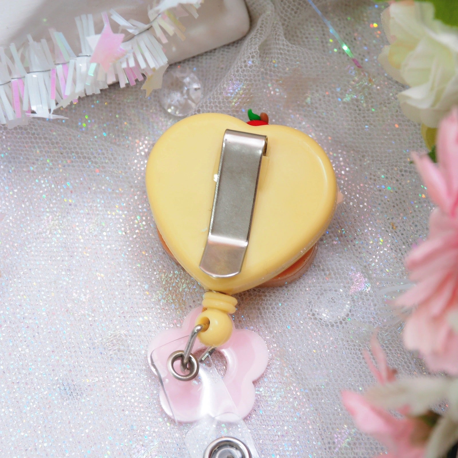 Capy San Badge Reel