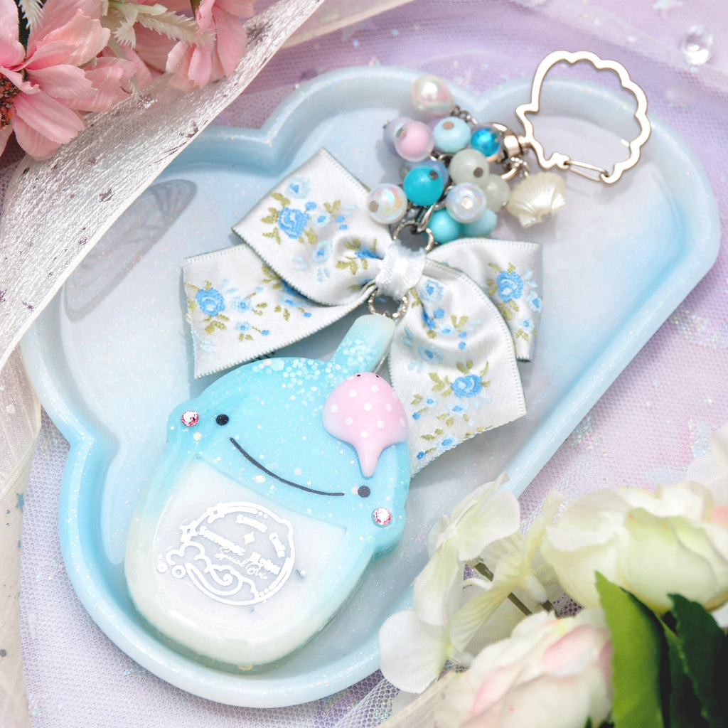 Chubby Jinbe Milky Charm (3" tall cup)