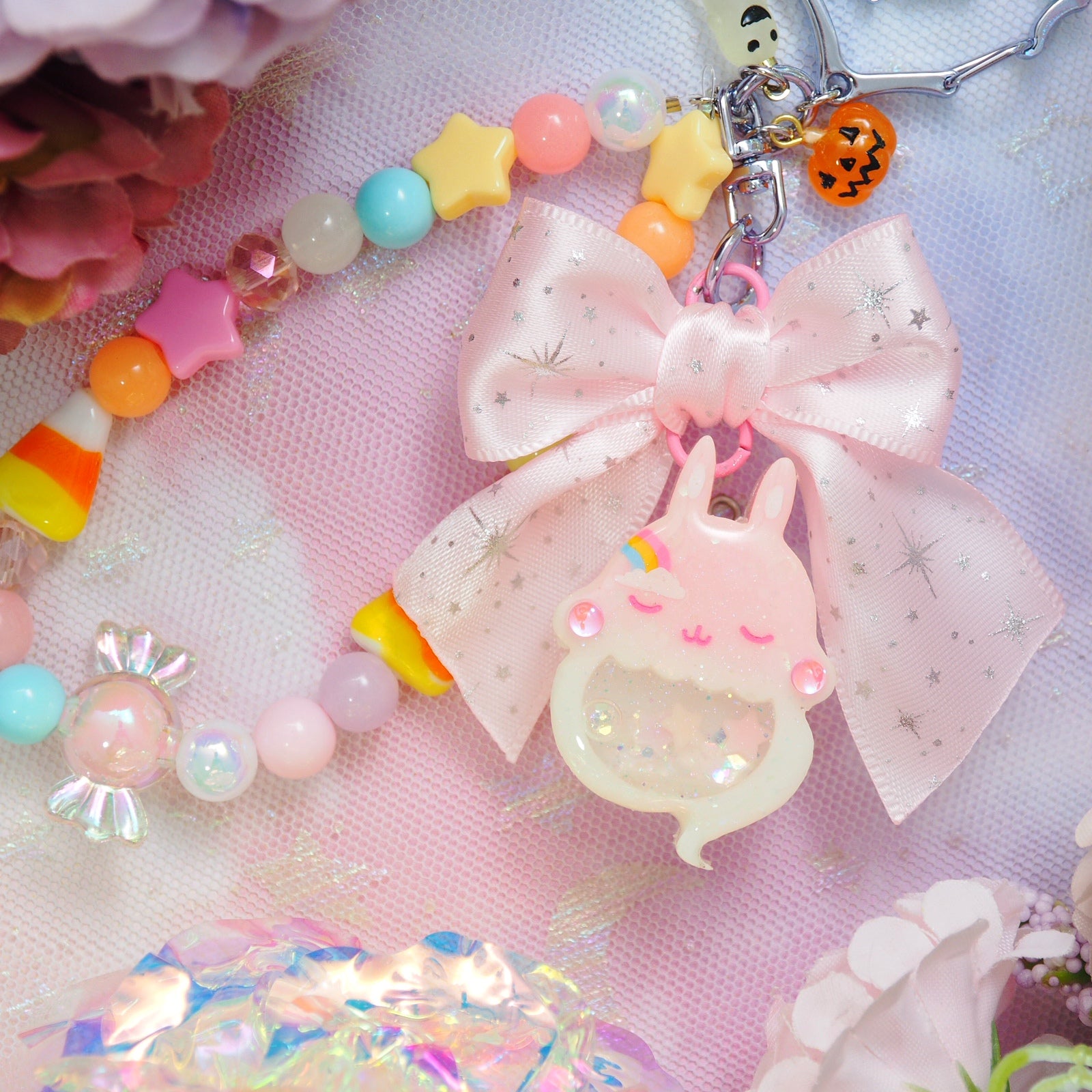 Candy Loop Pink-a-boo Ghostie Bun Charm