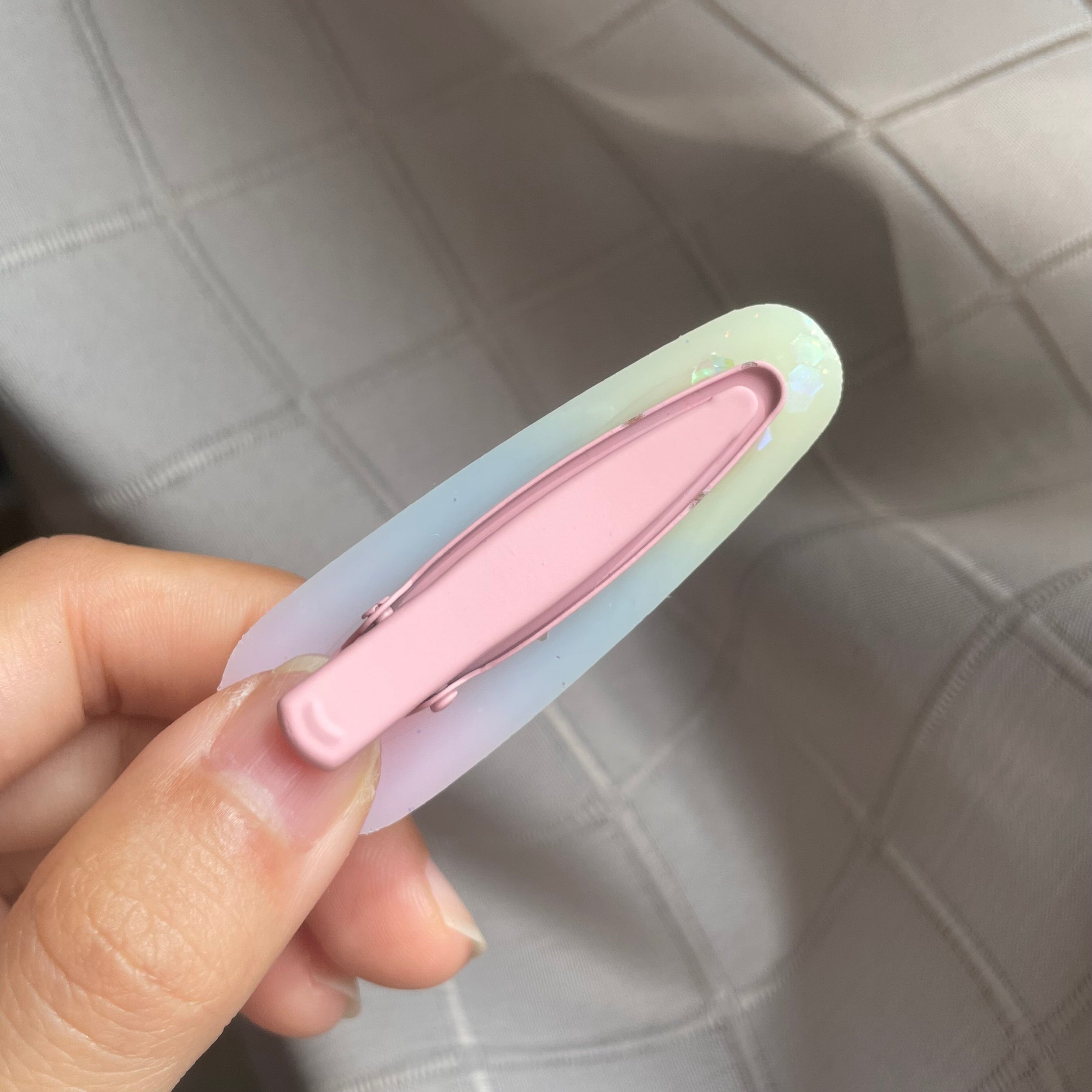 Rainbow Candy Hairclip with Pink Holo Skull (Teardrop)