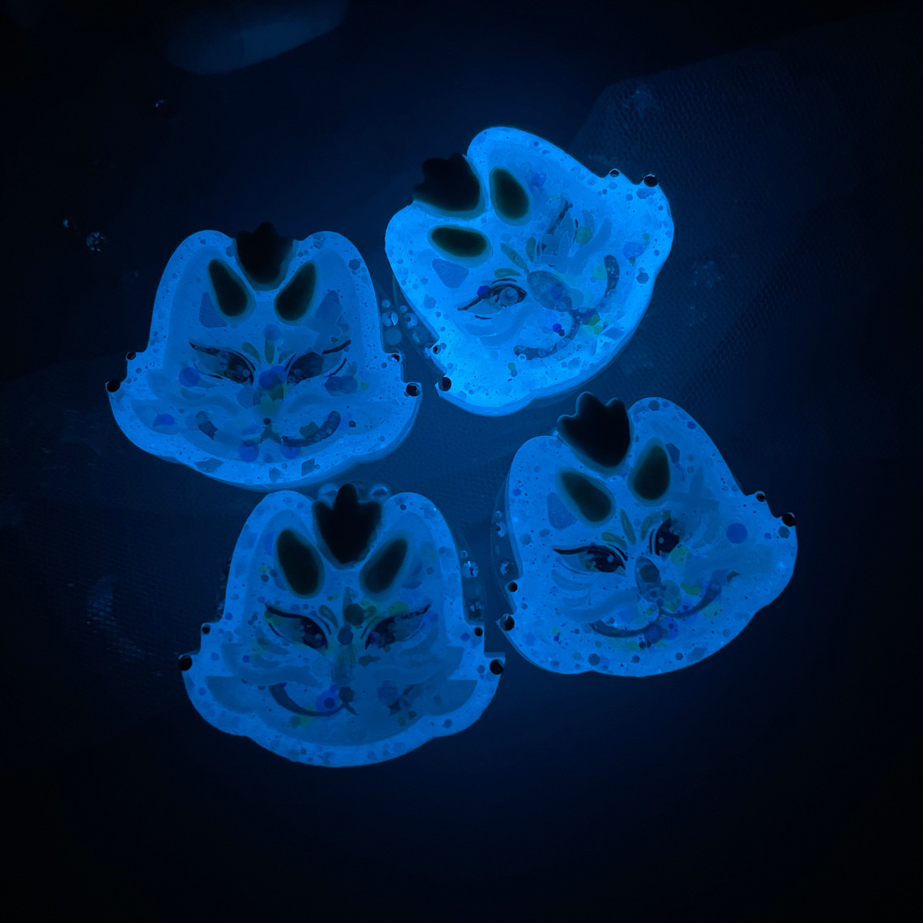 Haku Grip (Glowing)