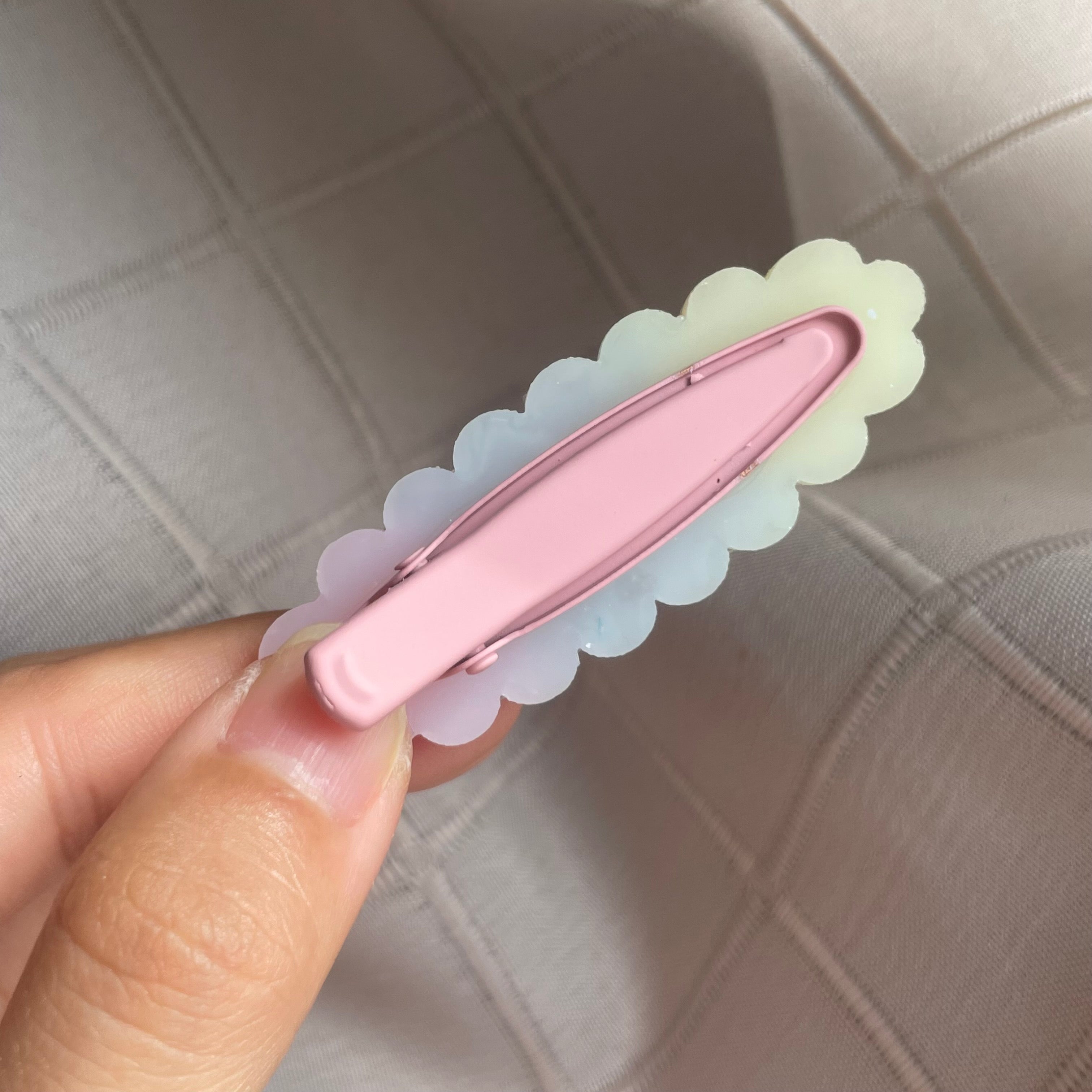 Rainbow Candy Hairclip (Frilly Oval)