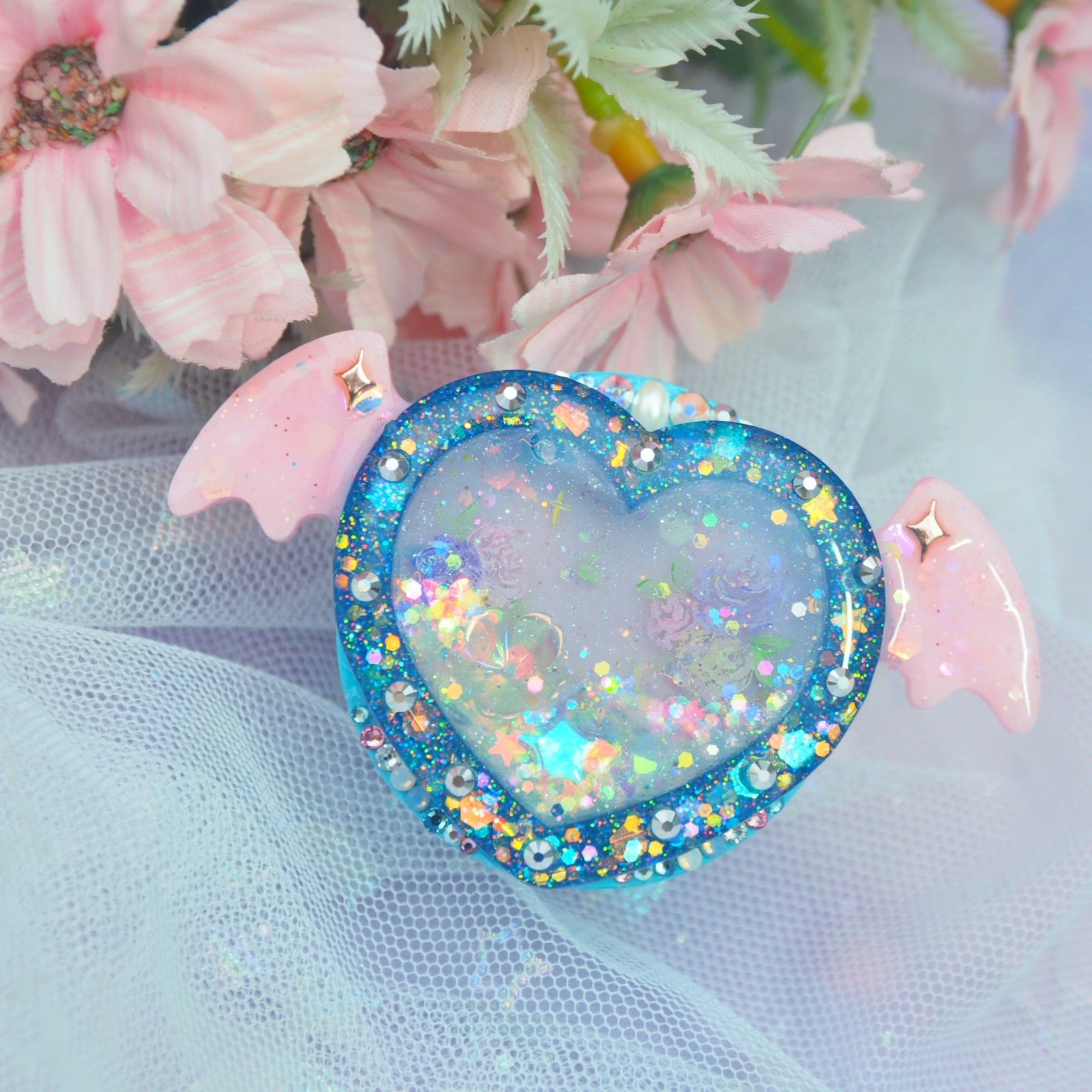 Winged Heart Grip (with painted floral background)
