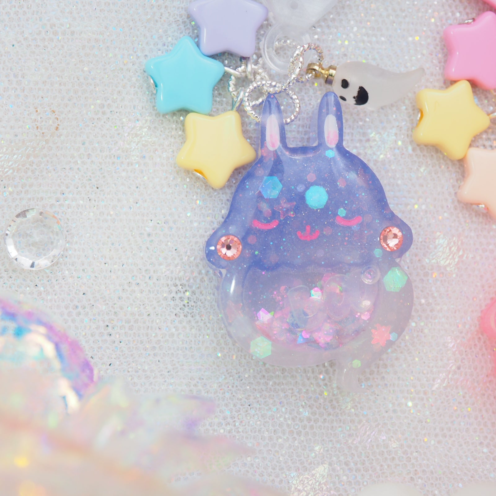 Ghost Bun Charm with Hairtie (Bluepea)