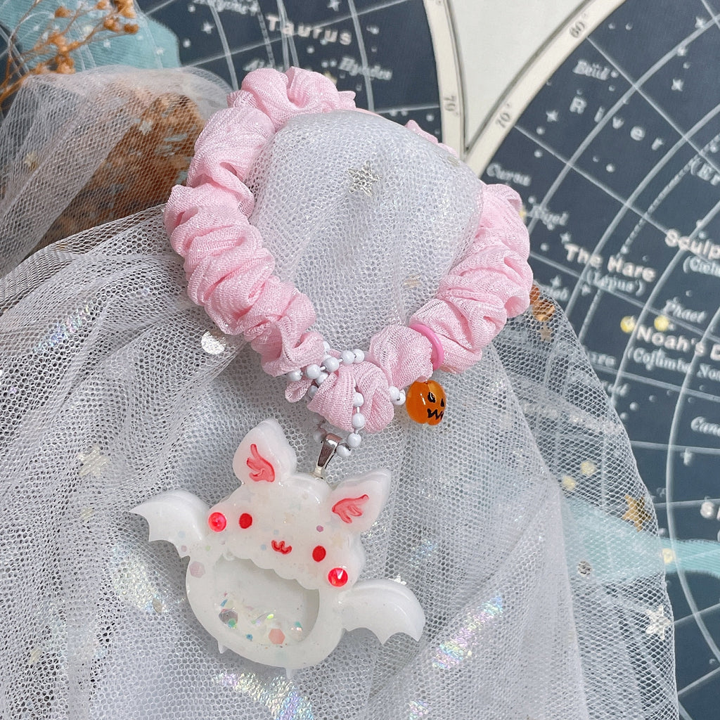 Marshmallow Froot Bat Hairtie