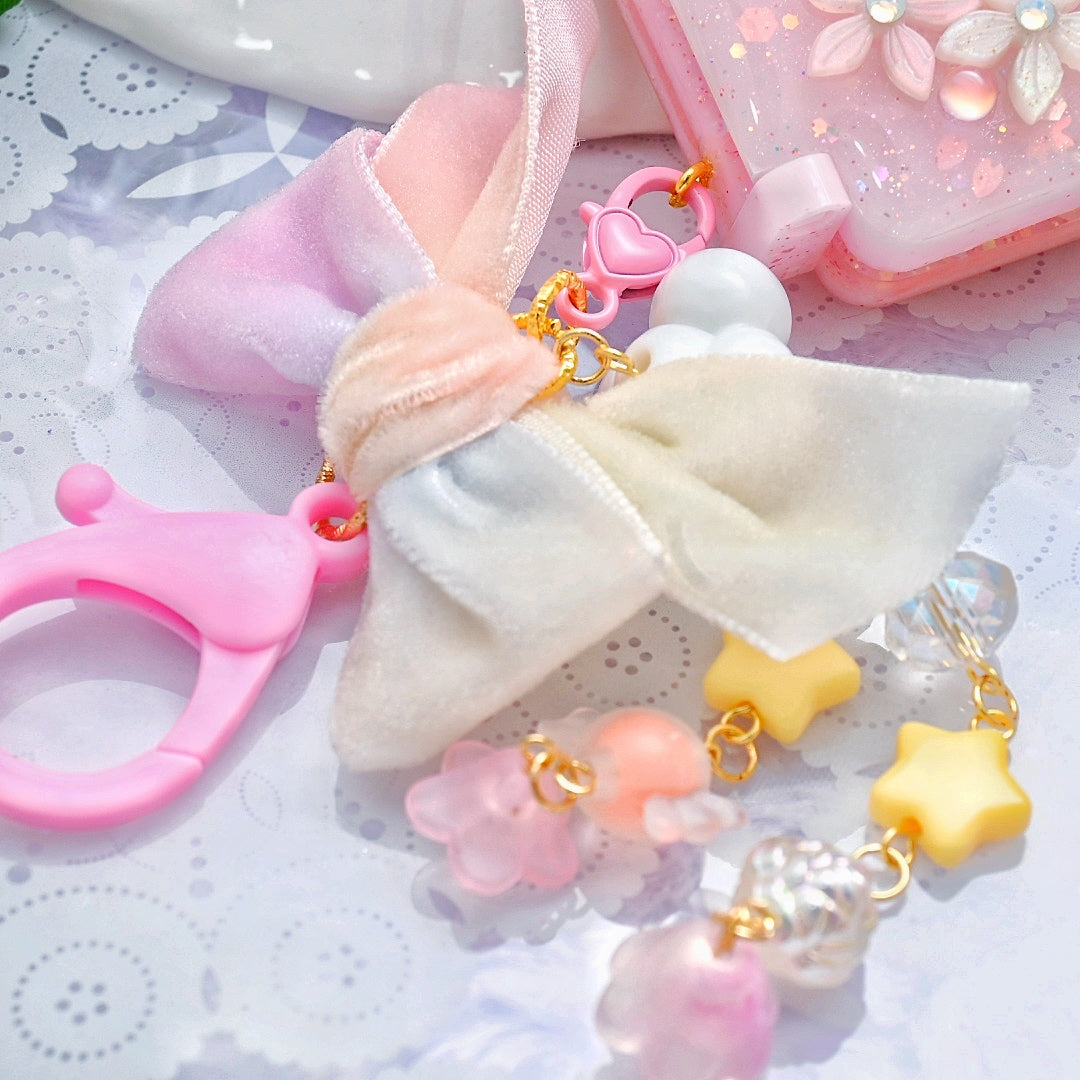 (Instock) Kirby in Sakura Land Game Charm B