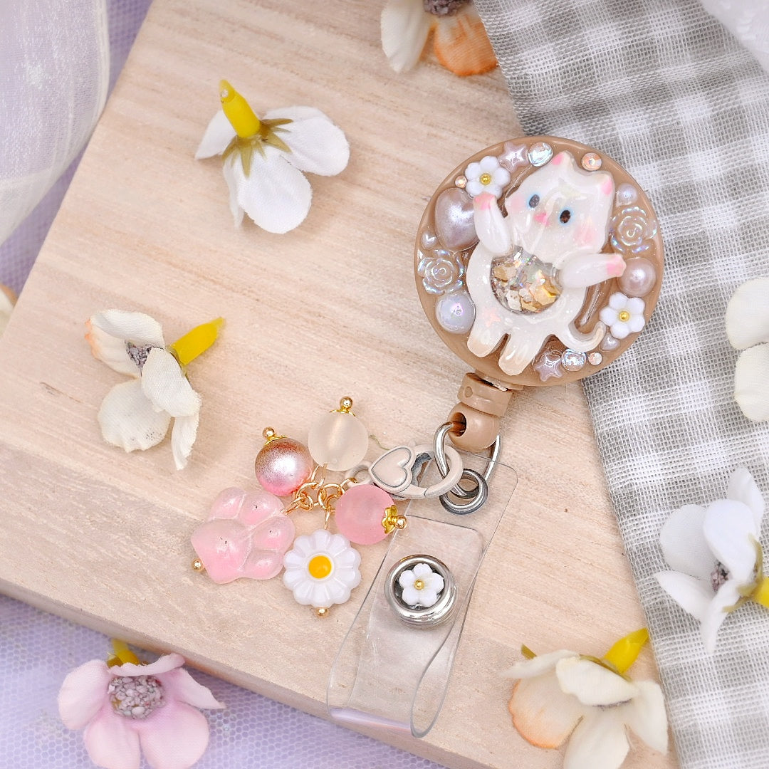 Badge Reel  - Surprise! Cream Point