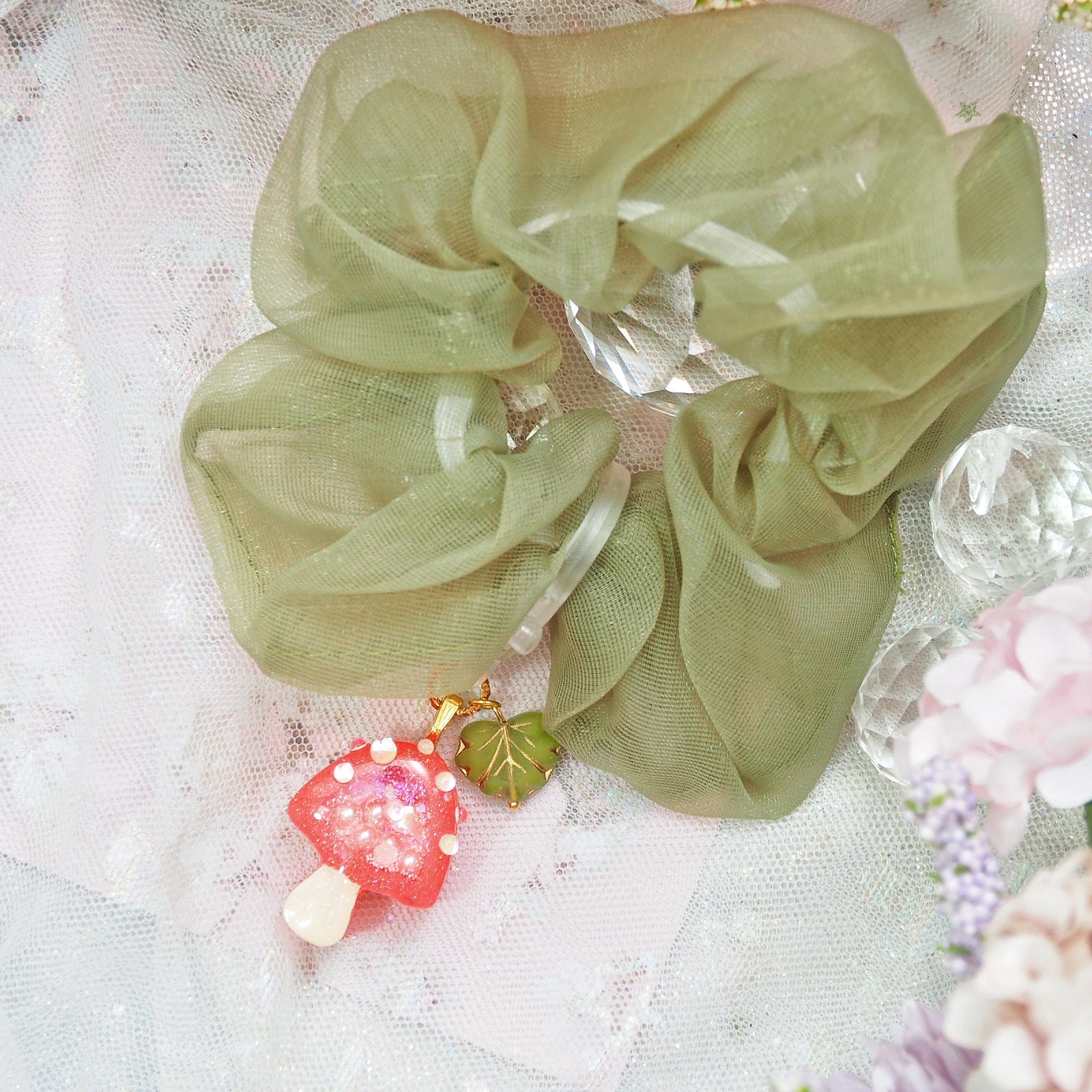 Small Shroom Hairtie B