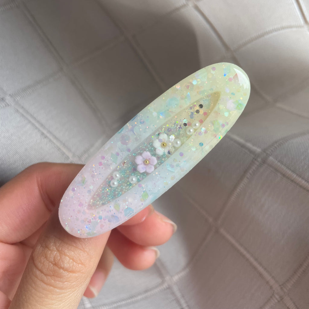 Rainbow Candy Hairclip (Oval)