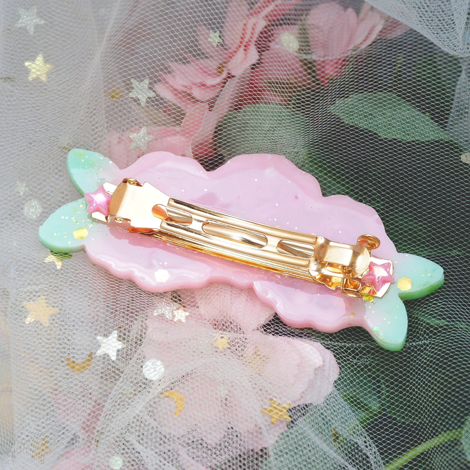 Bed of Pink Roses Barrette