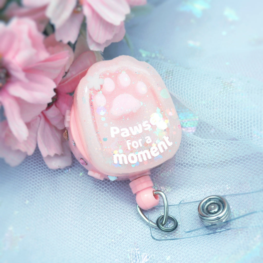 Pawse Badge Reel (Beige)