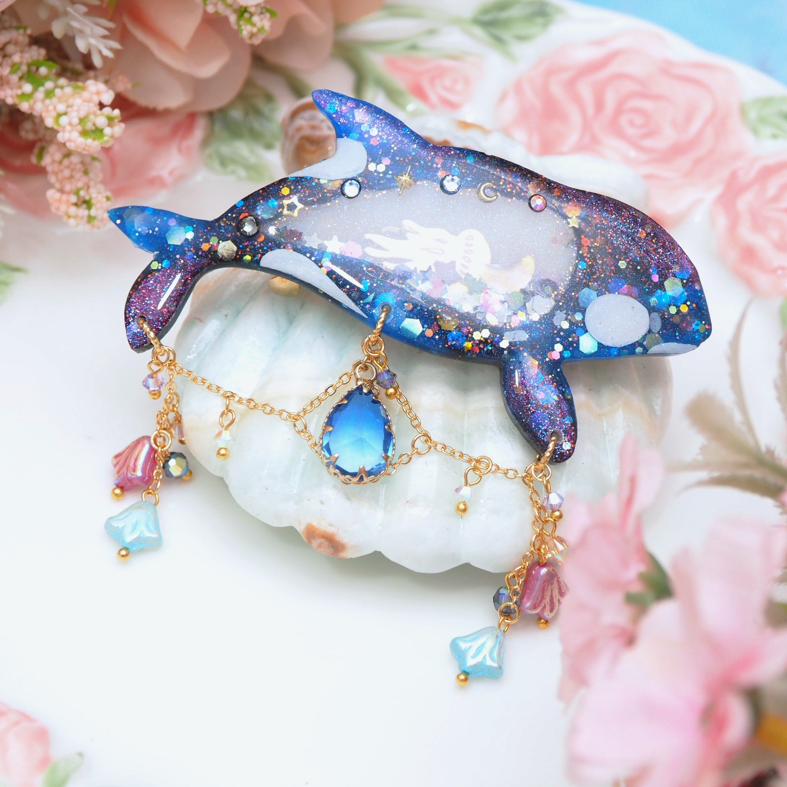 Theia Orca Chained Clasp
