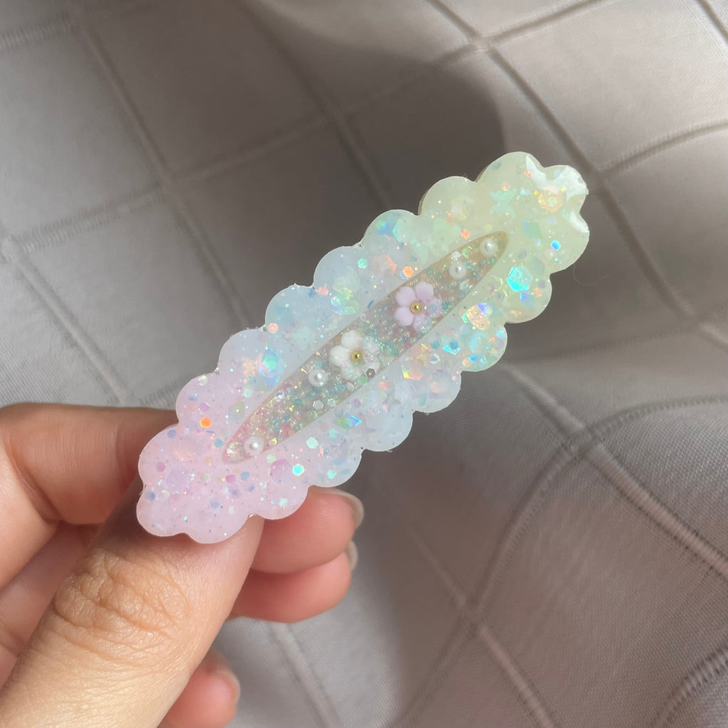 Rainbow Candy Hairclip (Frilly Oval)