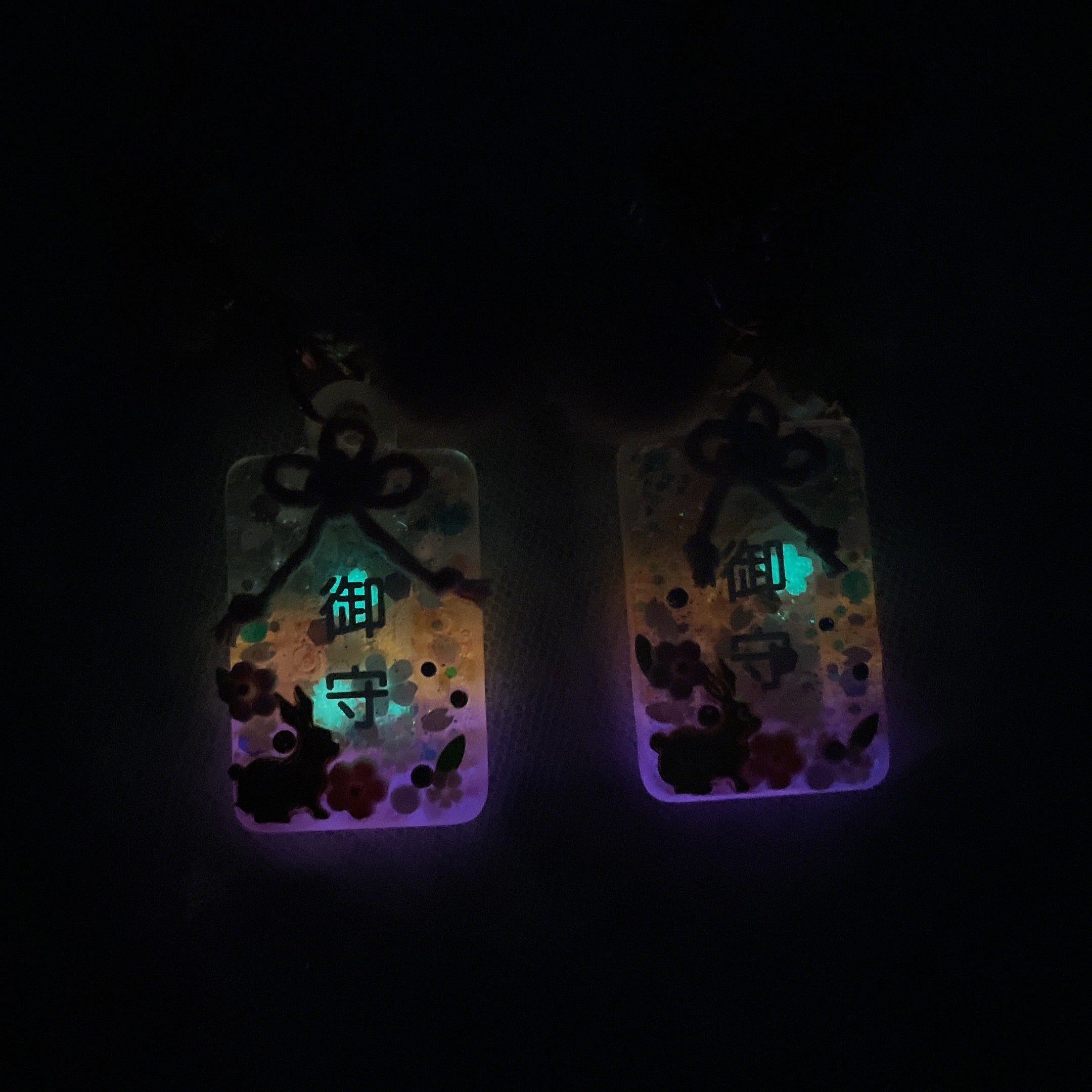 Garden of A-bun-dance Omamori Charm (curious bunny)