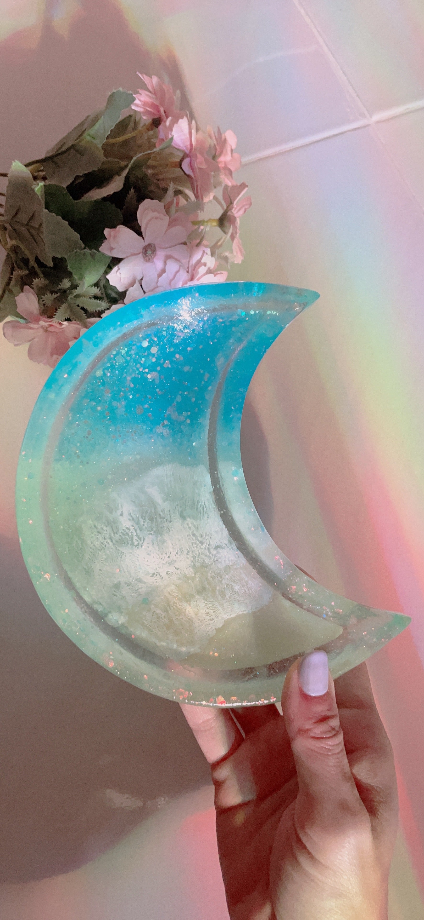 Blue Lagoon Glow Mega Moon Dish