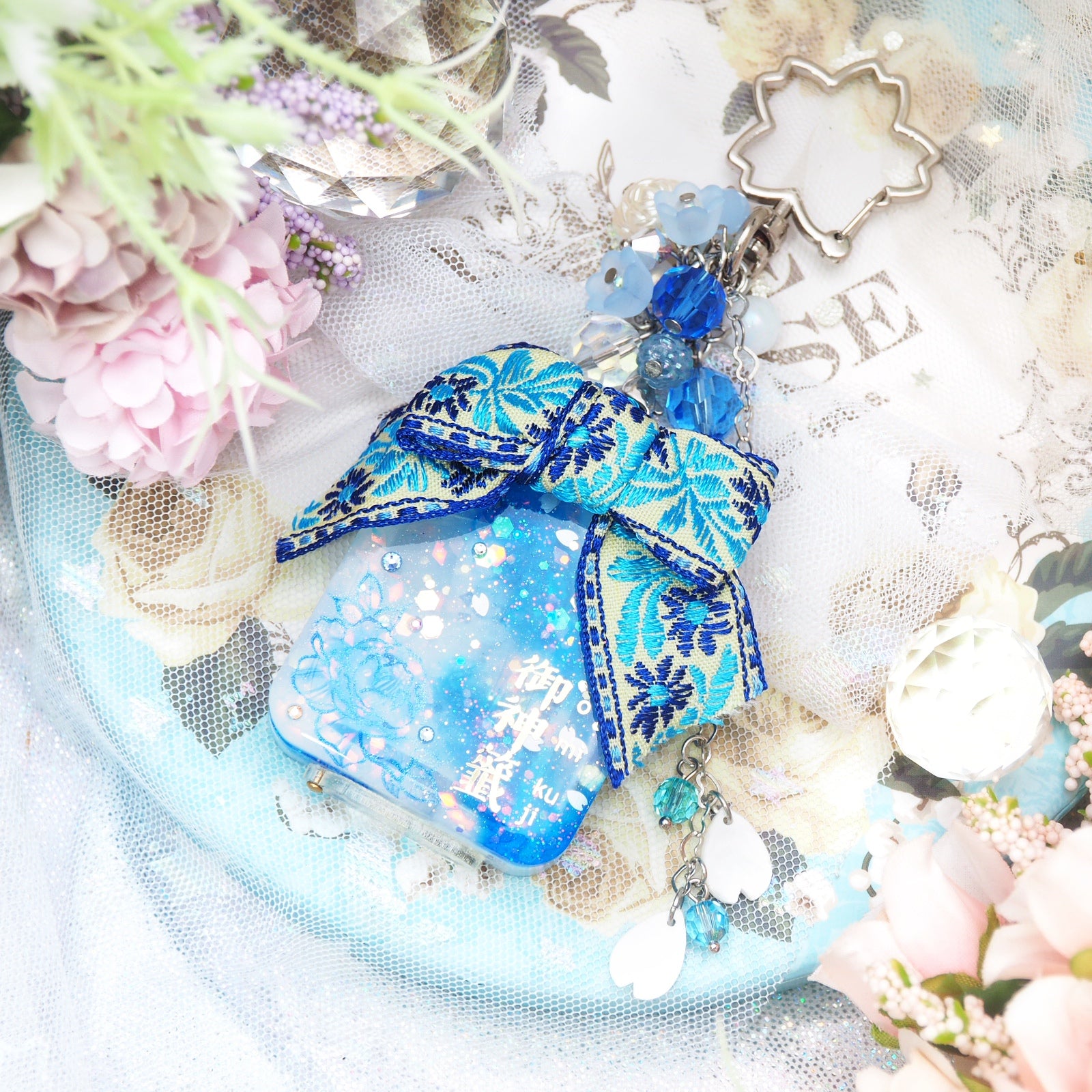 Porcelain Peony Omikuji