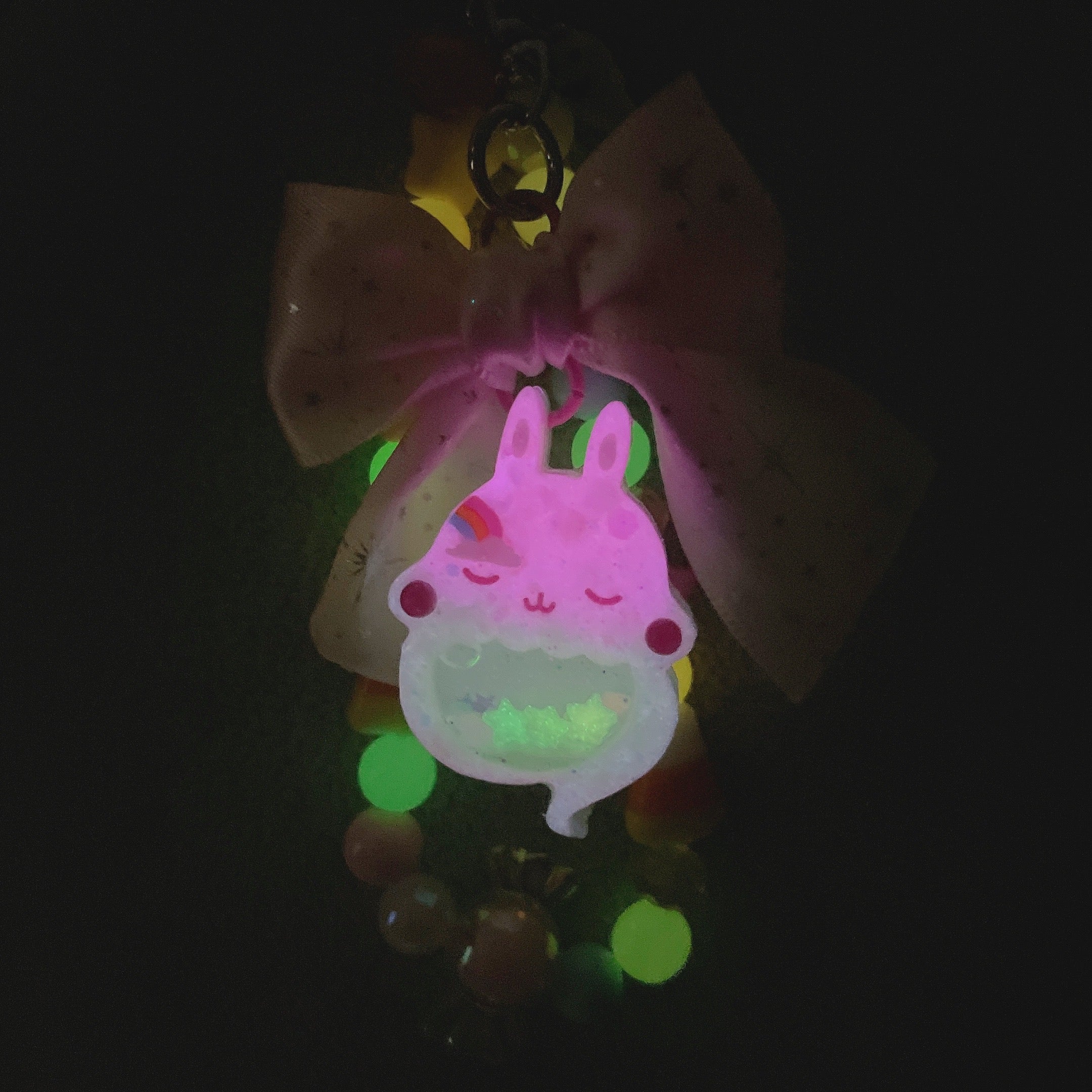 Candy Loop Pink-a-boo Ghostie Bun Charm