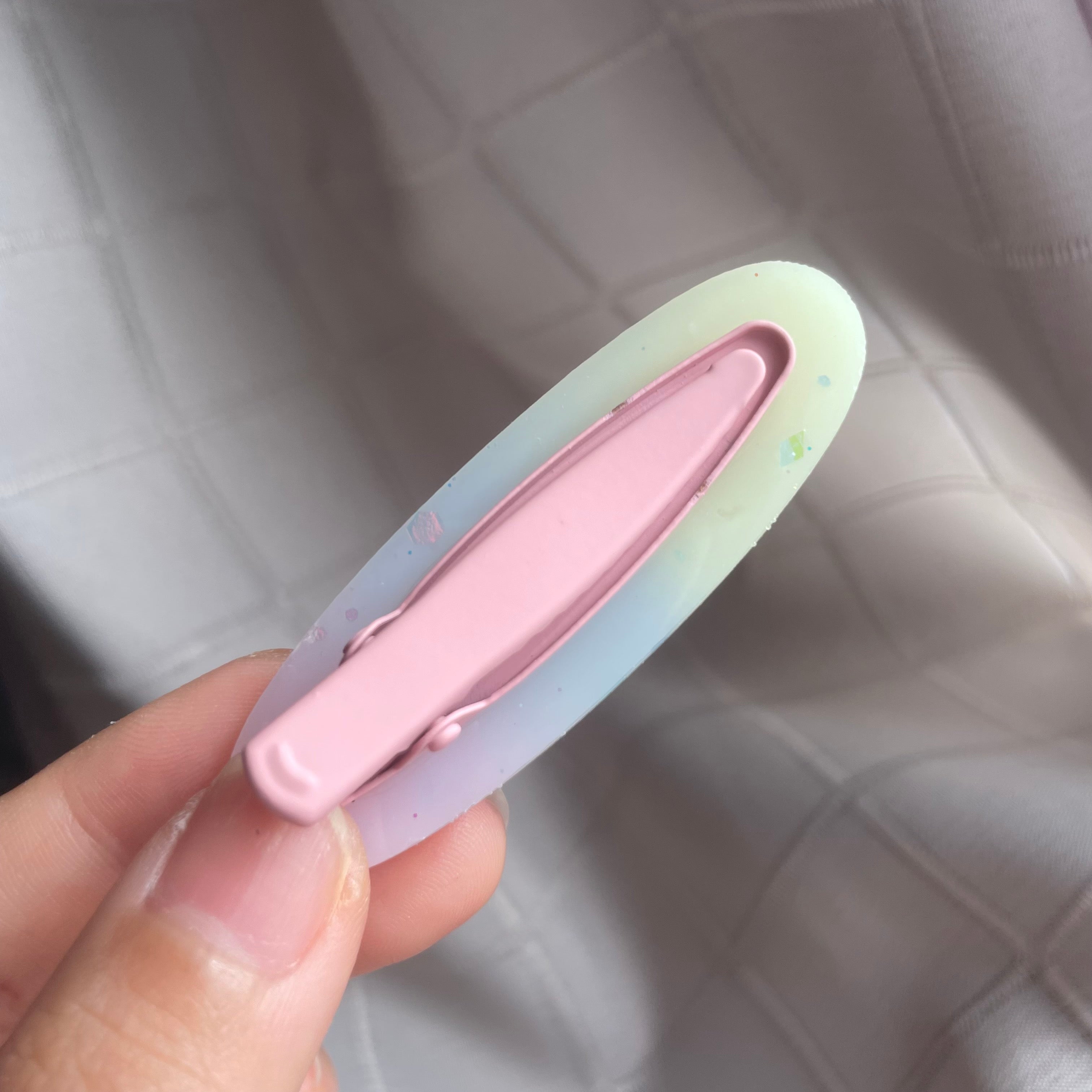 Rainbow Candy Hairclip (Oval)