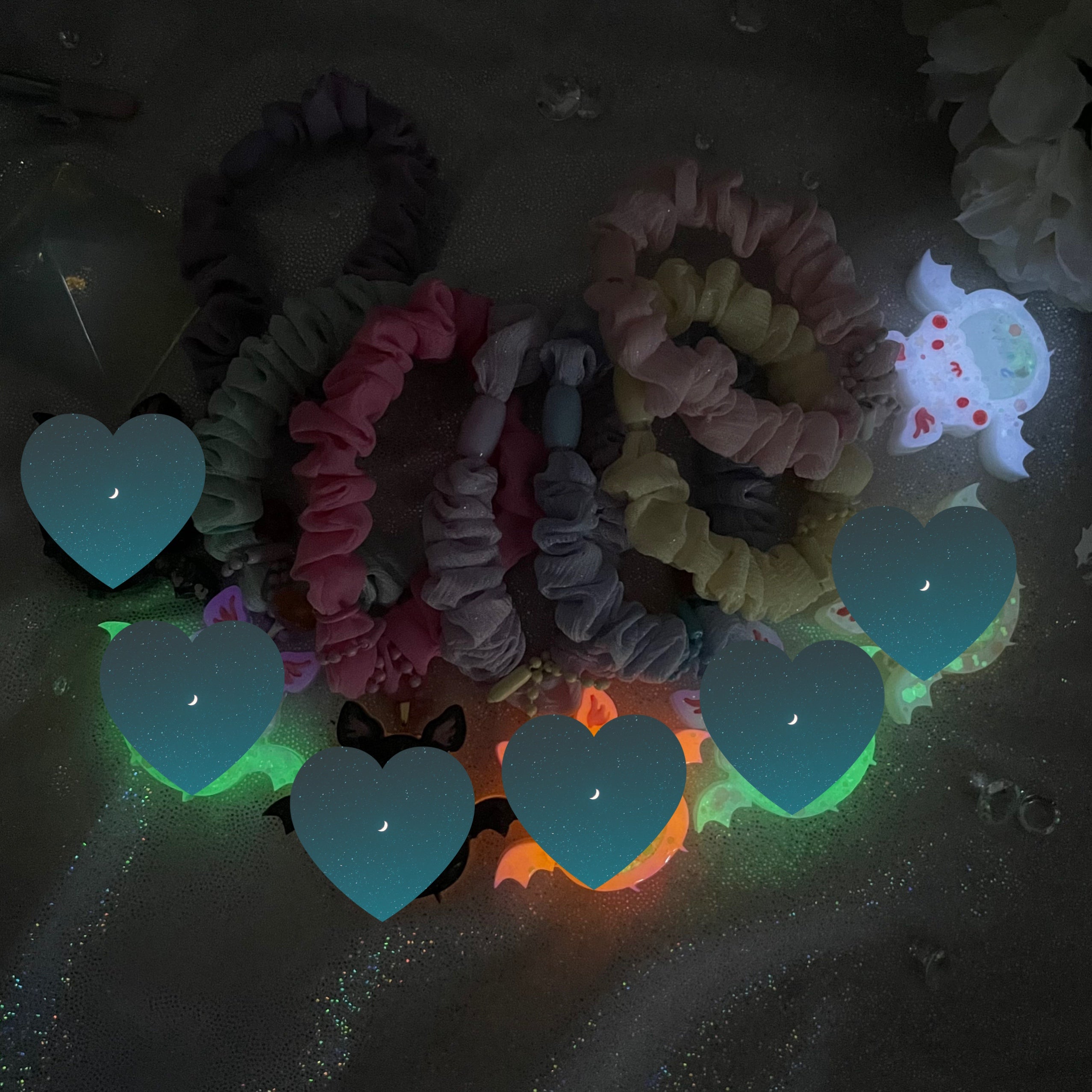 Marshmallow Froot Bat Hairtie