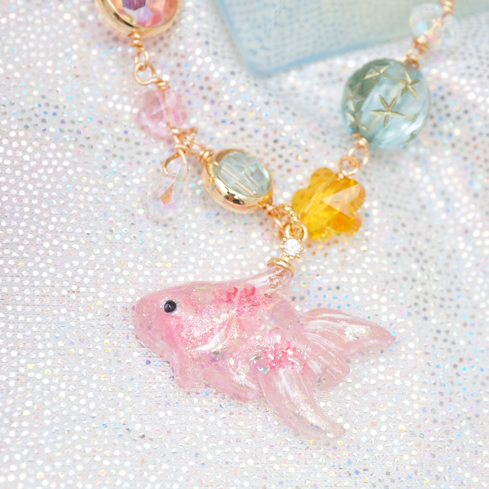 Sakuranbo Goldfish Crystal Bracelet
