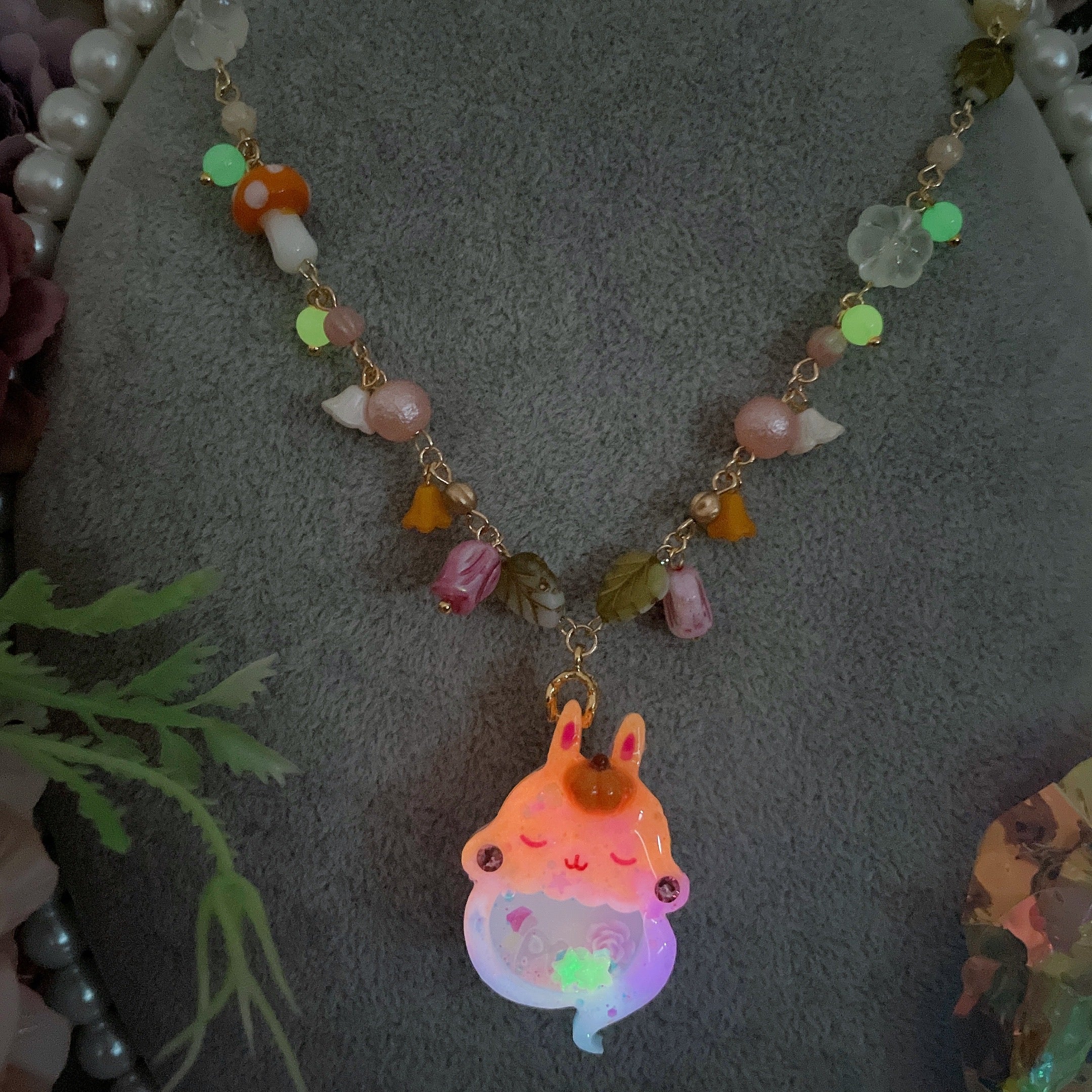 Light Up✨Carrot top Autumn Ghostie Bunkin 14" Beaded Necklace