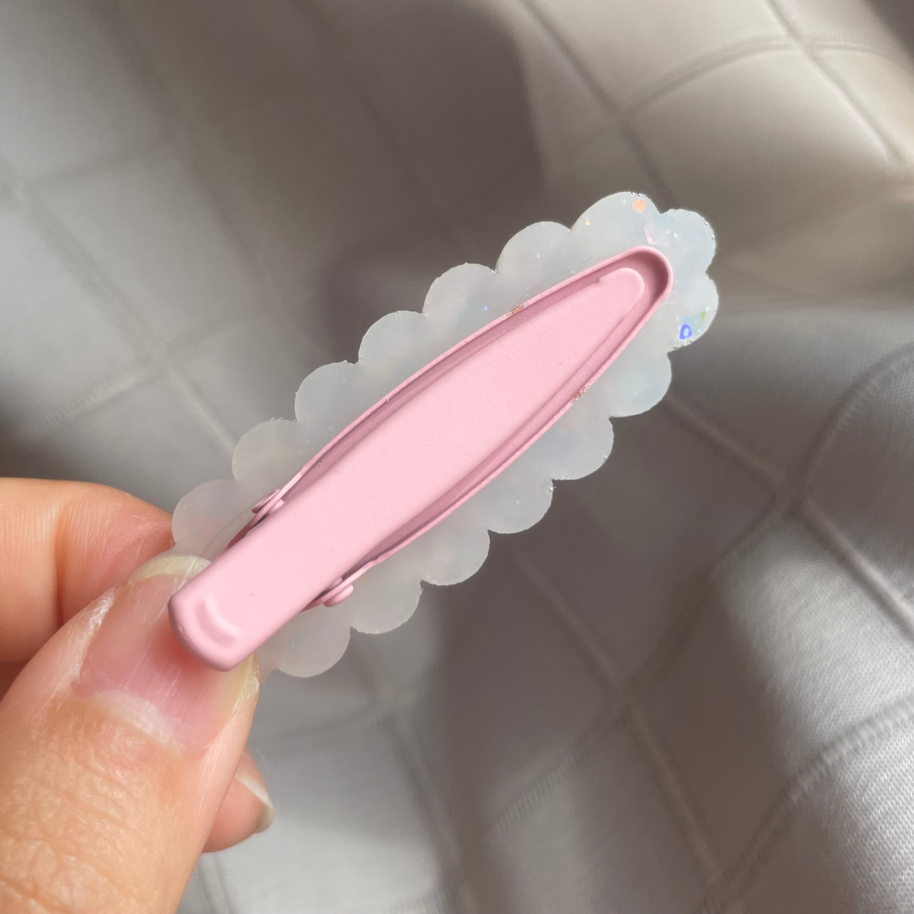 Ghoul Dust Hairclip (Frilly Oval)