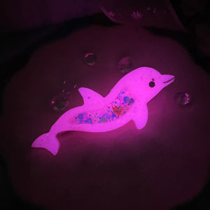 Pink Dolphin Clip (6cm right side clip)