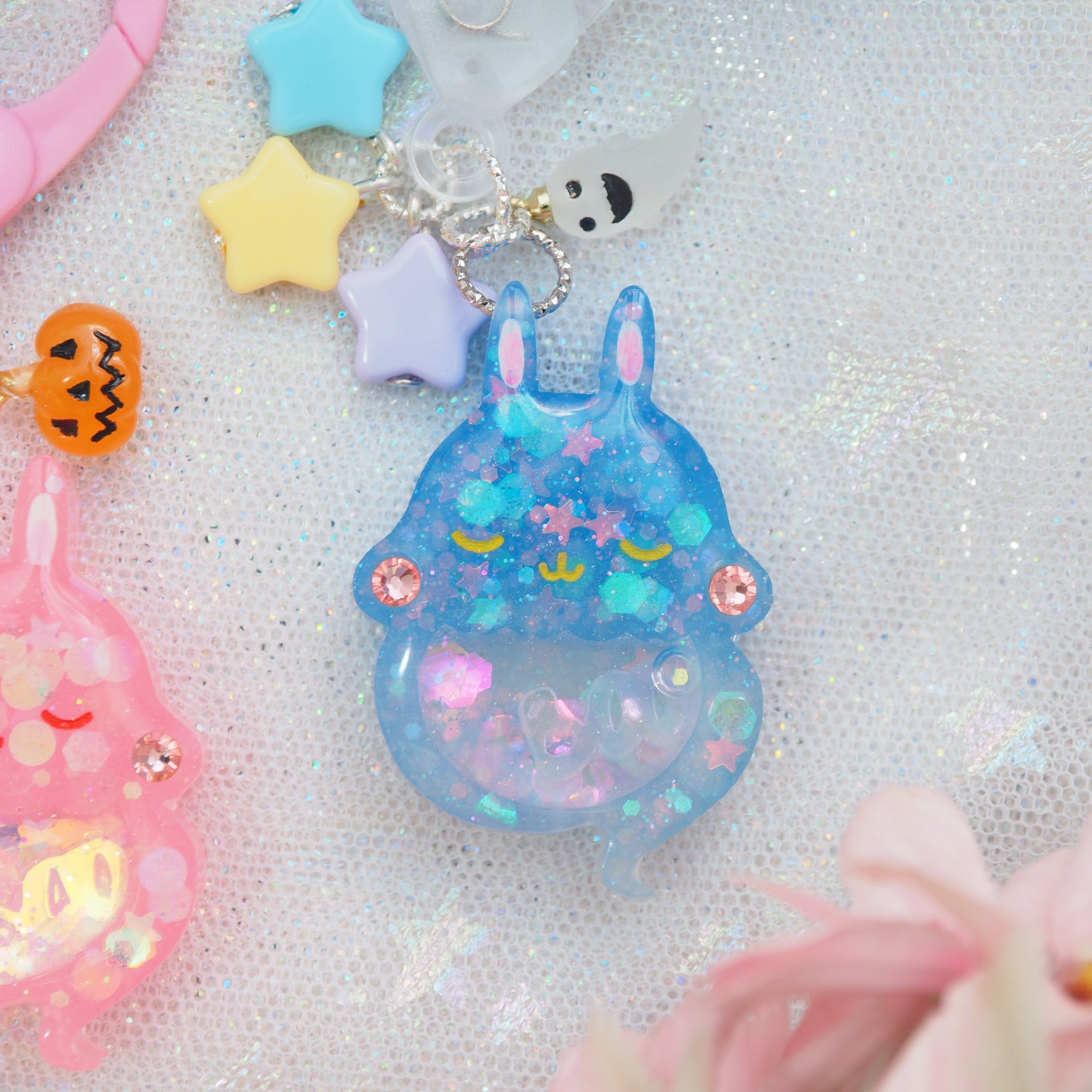 Ghost Bun Charm with Hairtie (Blue Sugar)