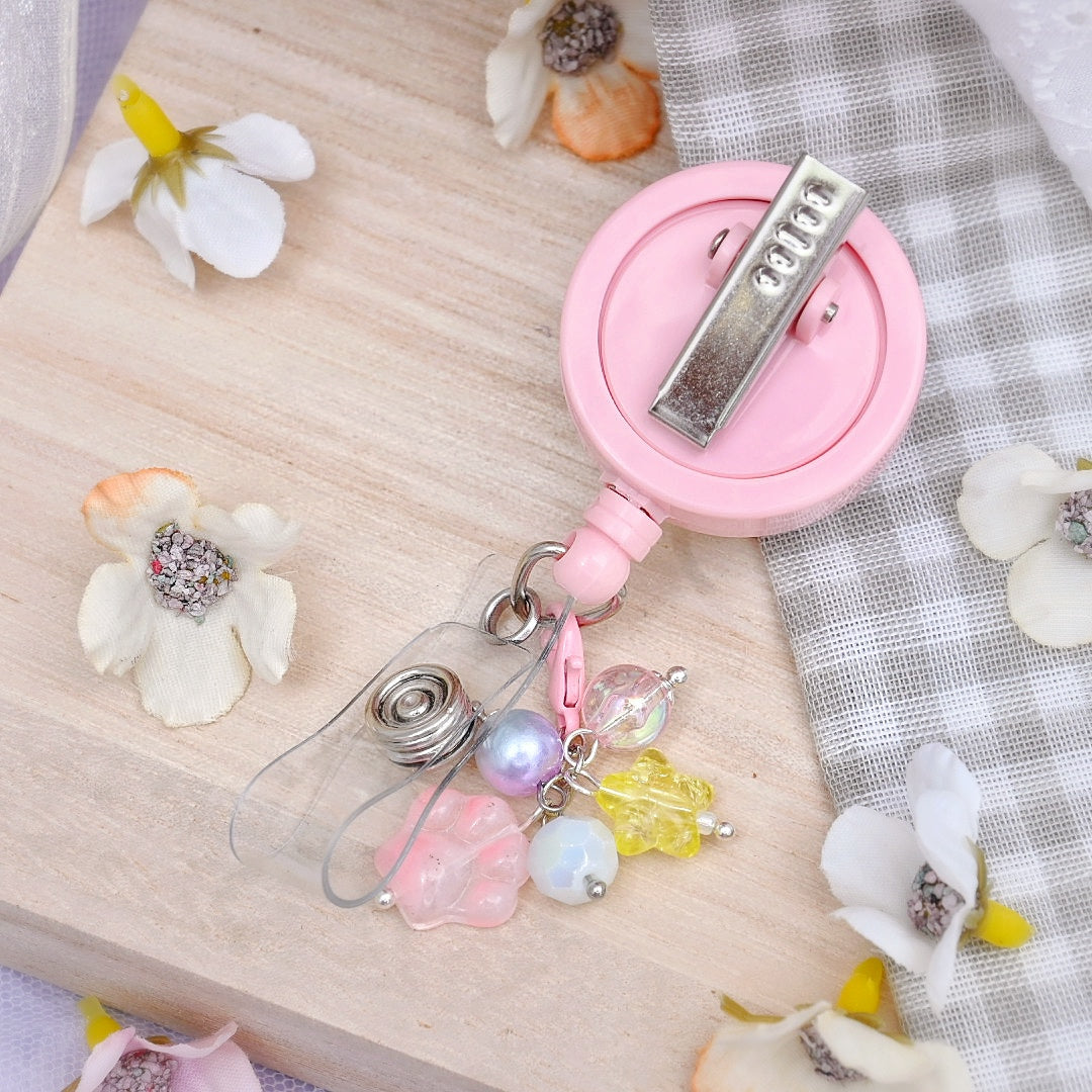 Badge Reel  - Shy little Calico