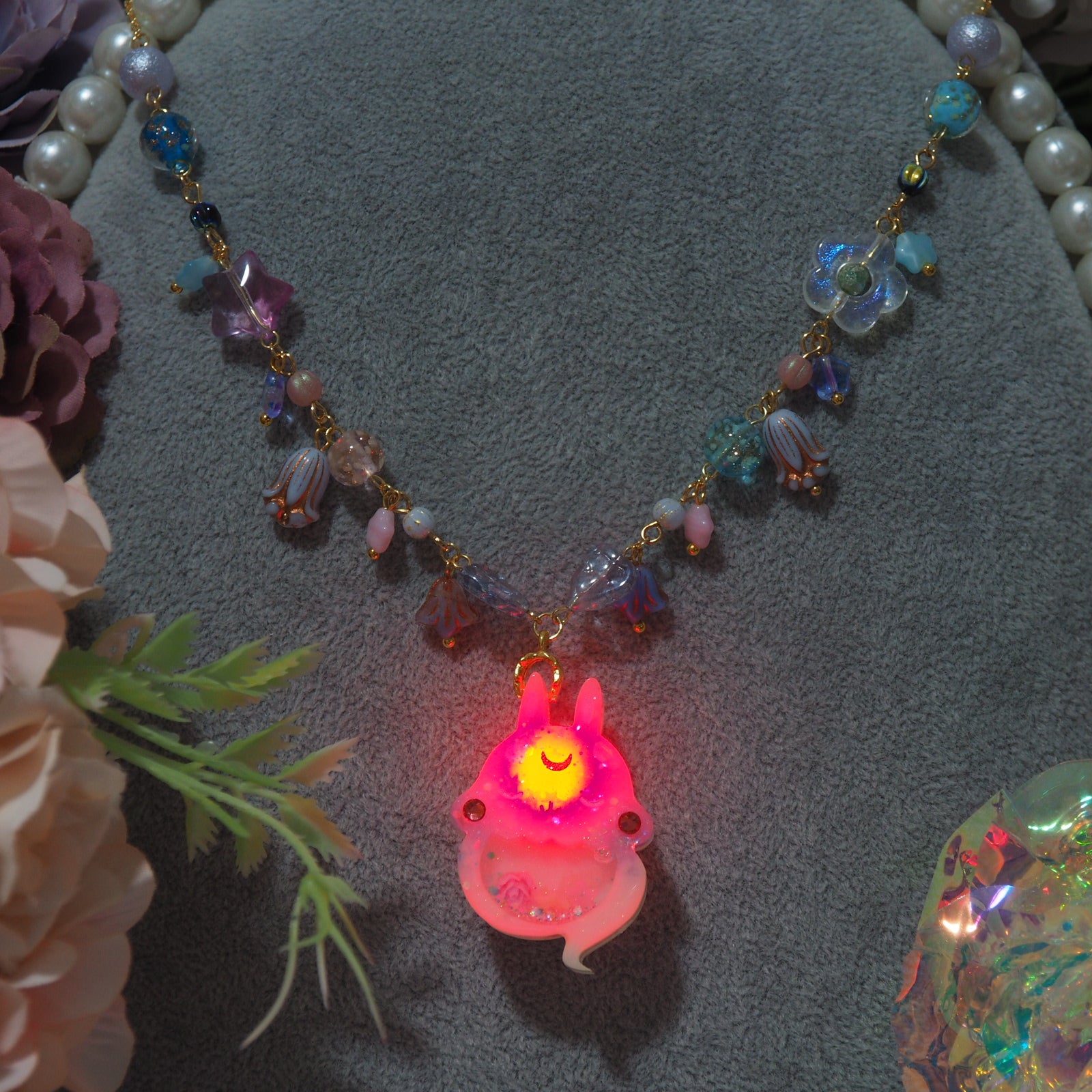 Light Up✨Magical Night Ghostie Bun 14" Beaded Necklace