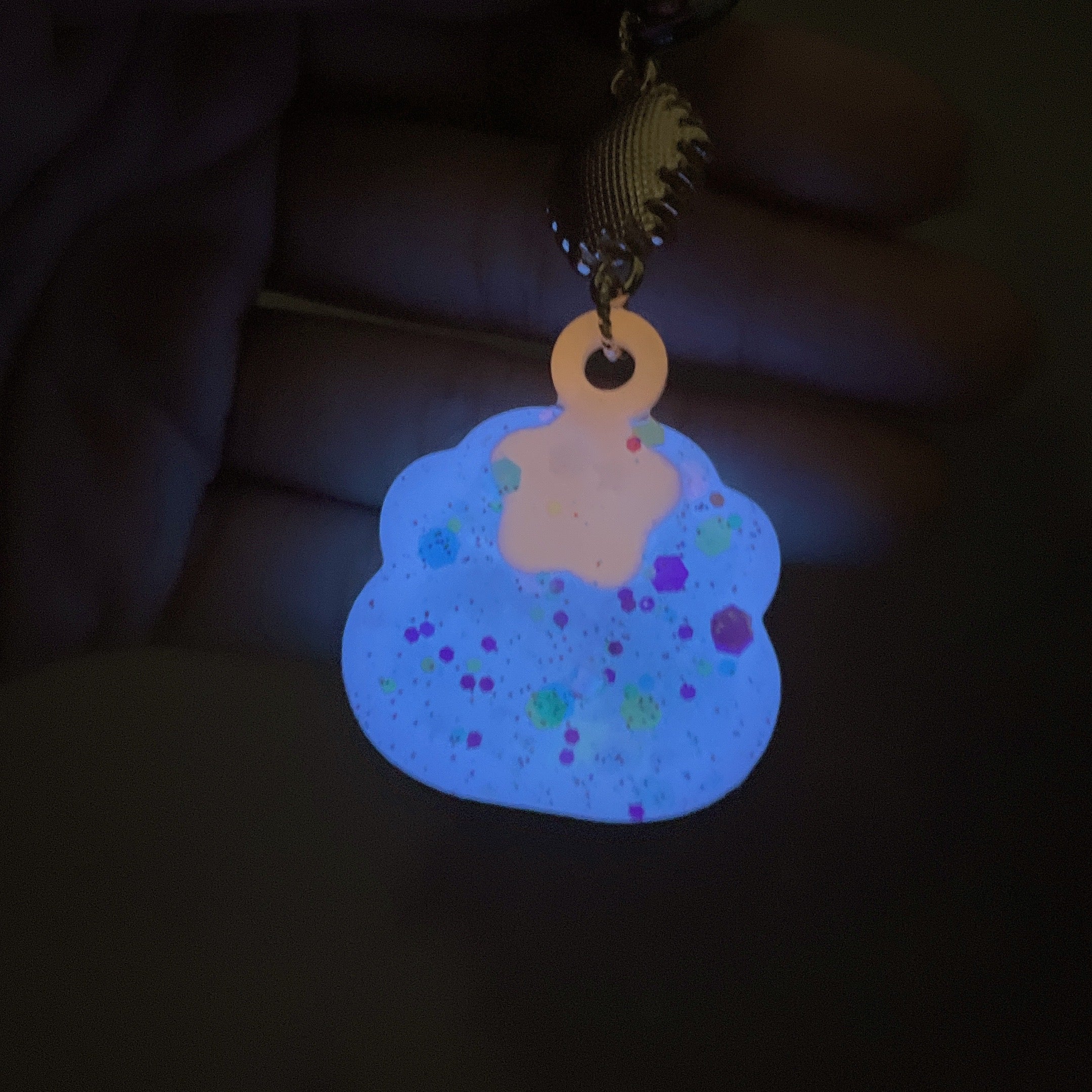 Mini Ditto Shaker Charm (glowing)