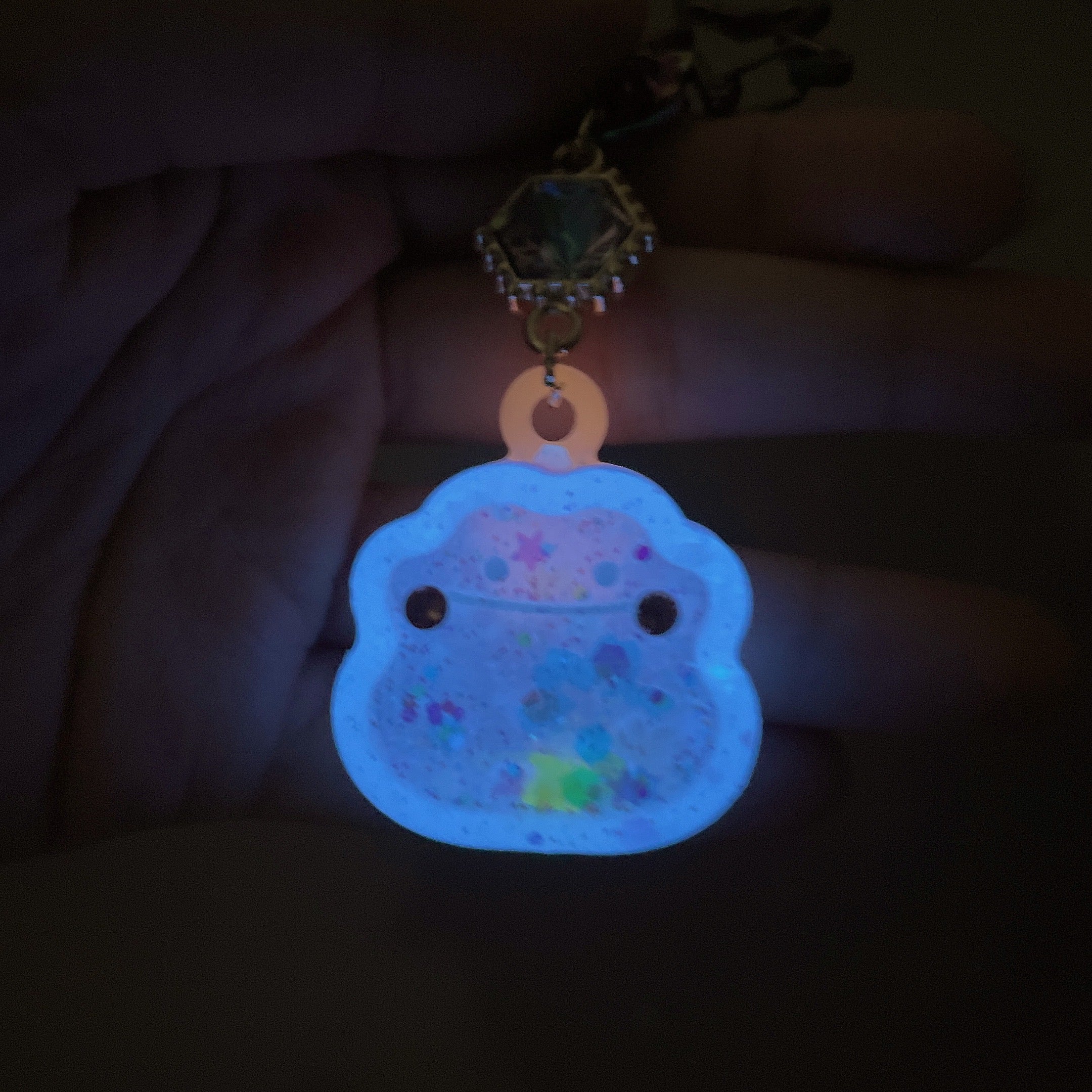 Mini Ditto Shaker Charm (glowing)