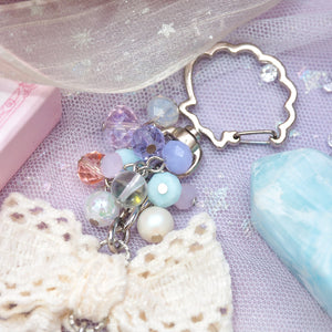 Keep Clam and Carry On Charm (Glowing)