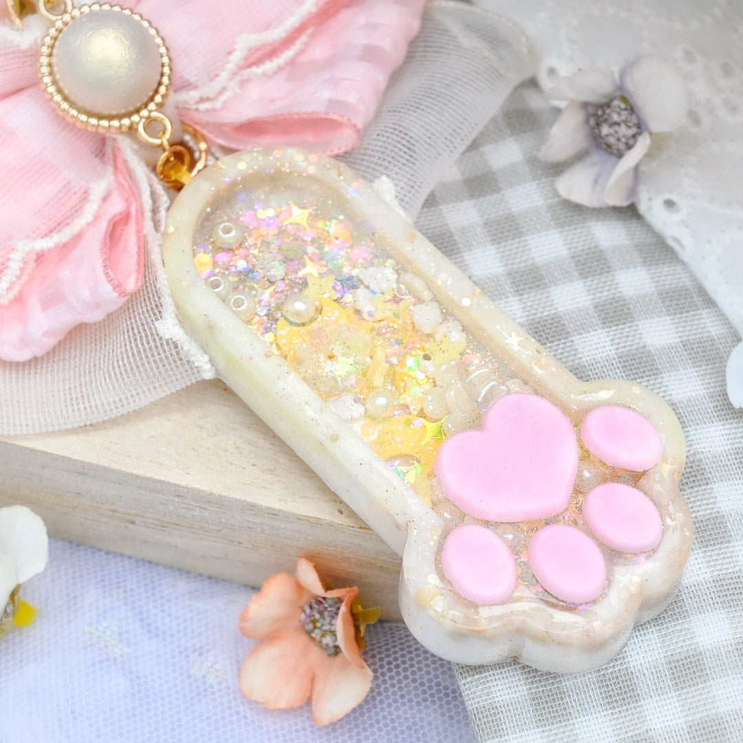 Chonky Paw Charm with Fuzzy Toe Beans - Soft Calico