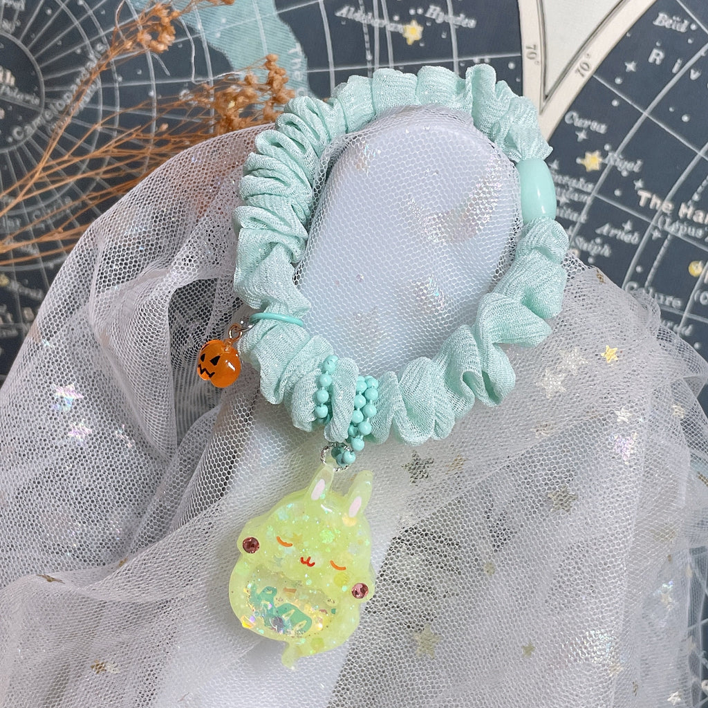 Lime Ghostie Bun Hairtie