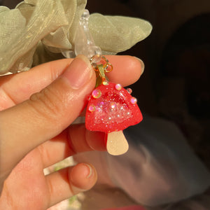 Small Shroom Hairtie B