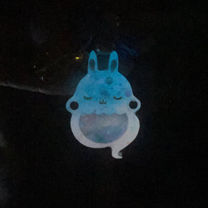 Seasalt Gummy Ghost Bun Charm