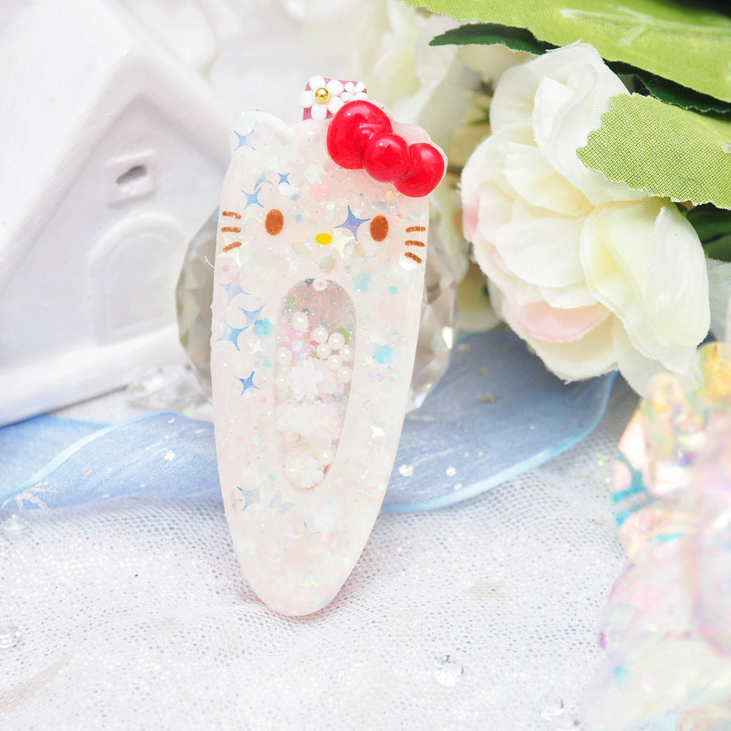 Glittery Kitty with sculpted Bow (7cm hairclip)